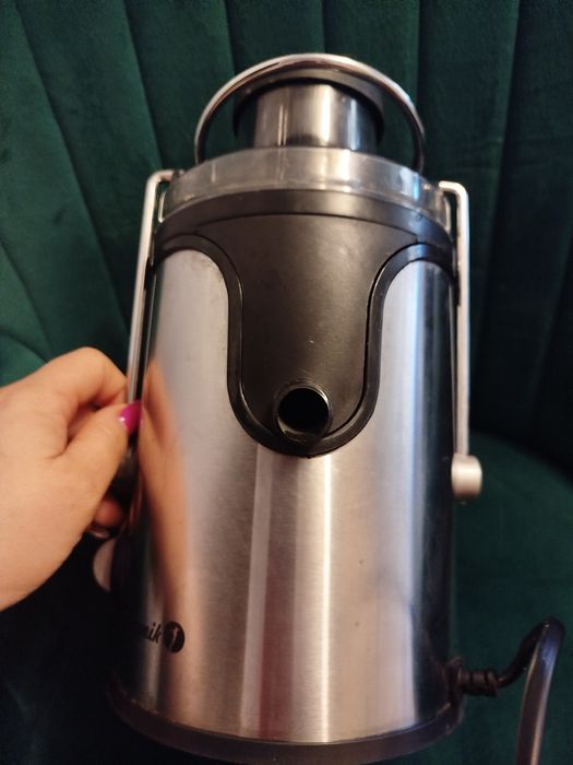 Łucznik sokowirówka 600W