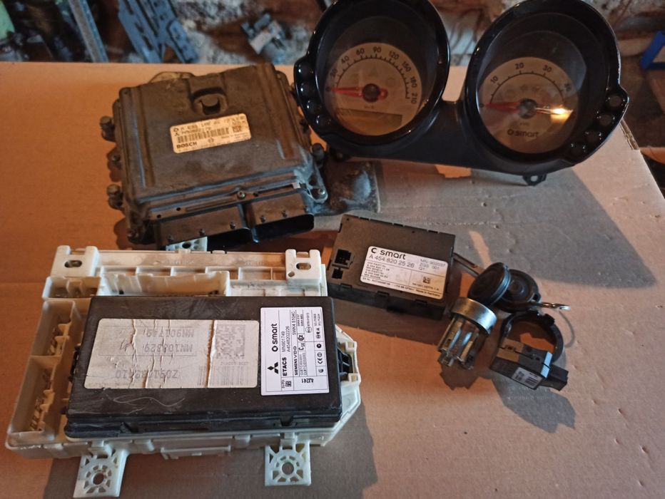 Komputer Smart forfour 1.5 CDI zestaw startowy Smart forfour 1.5