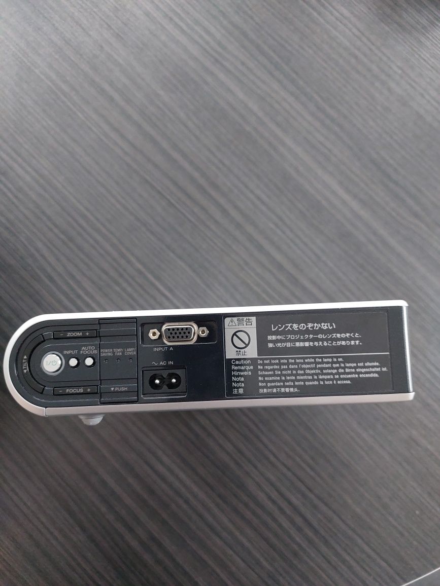 Projektor Sony VPL-CX 21