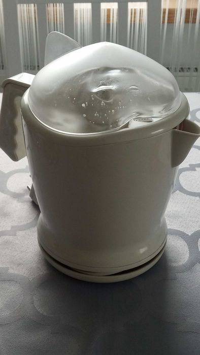 Wyciskarka do cytrusów Severin.