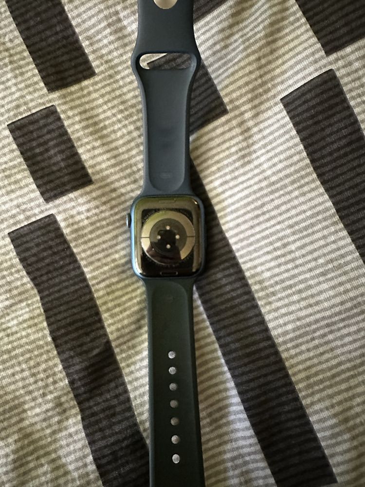 Apple watch 7 45mm + esim