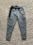 Дитячі штани nike tech fleece