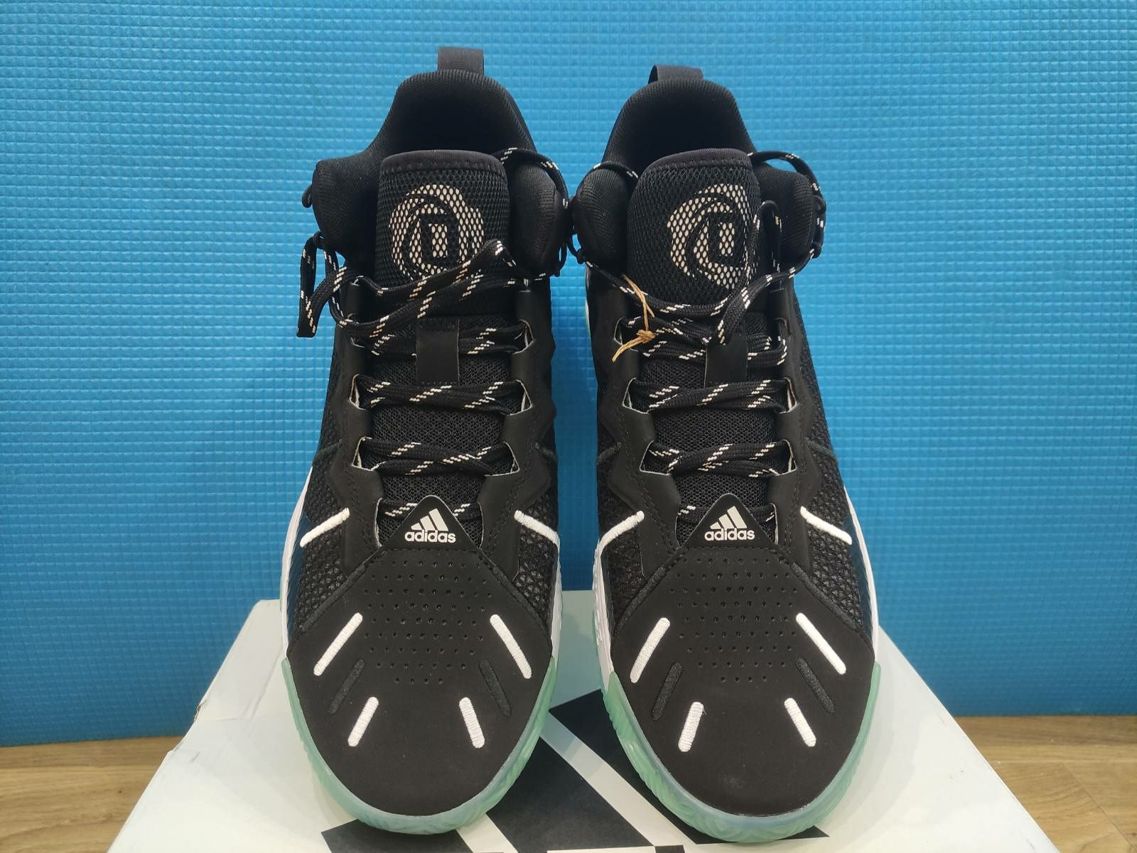 Оригінал! Кросівки Adidas D Rose Son of Chi - 43.1/3 EUR (27,5 см)