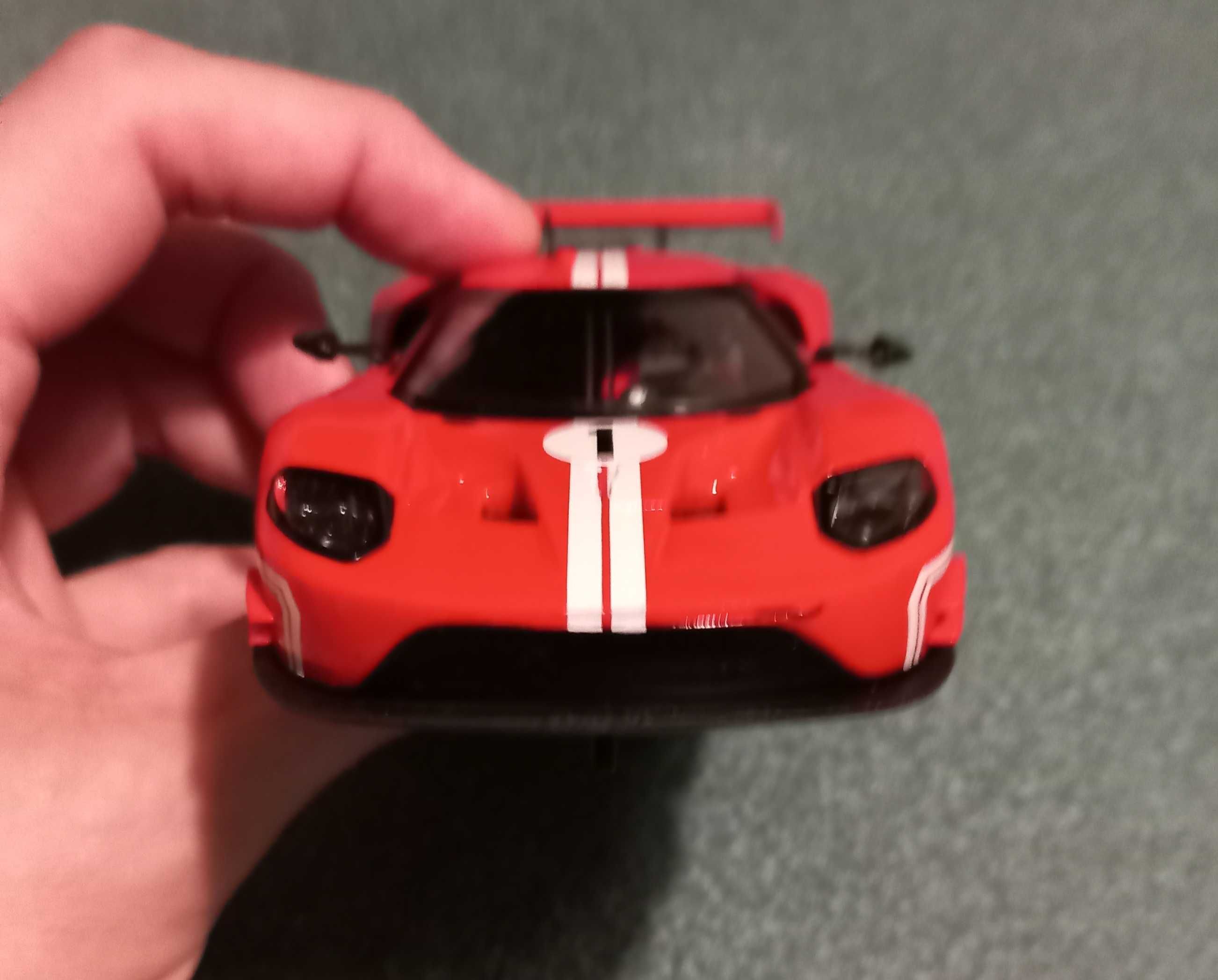 Ford GT Nr 1, auto na tor Carrera Evolution, skala 1:32, nie jeżdżone