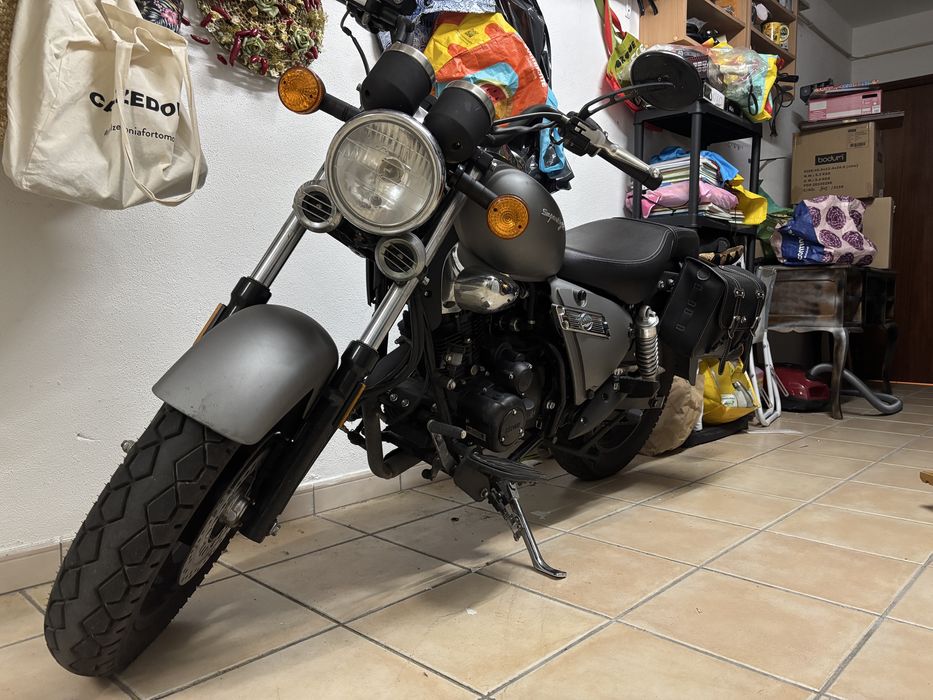 Keeway Superlight 125