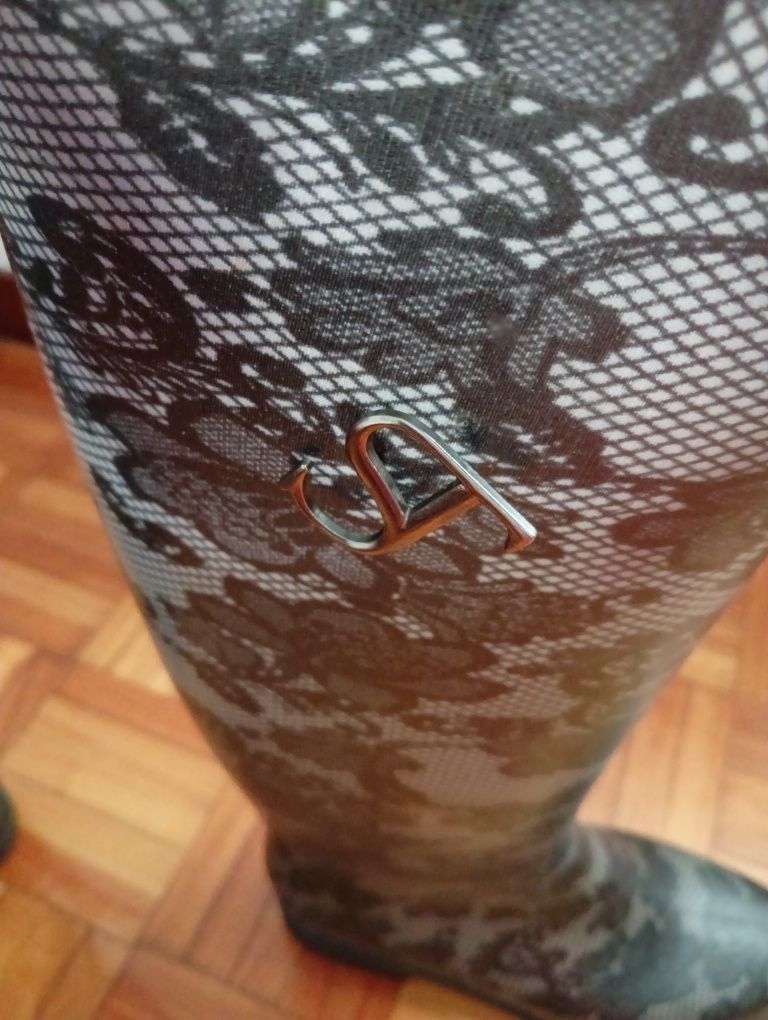 Bota tipo galocha