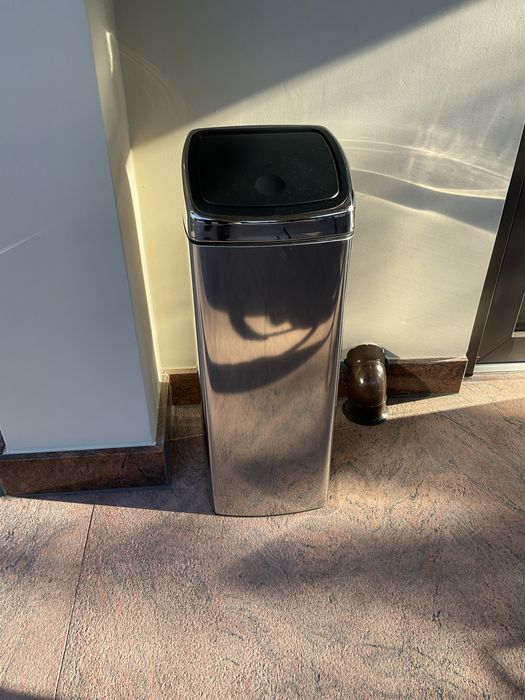 Kosz na śmieci Brabantia 30L - srebrny