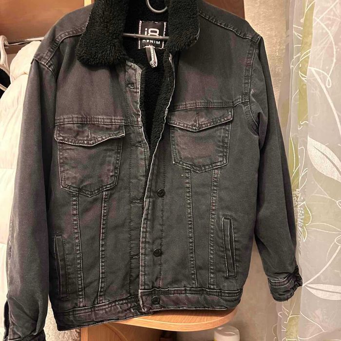 Продам жіночу джинсову куртку i8 Denim