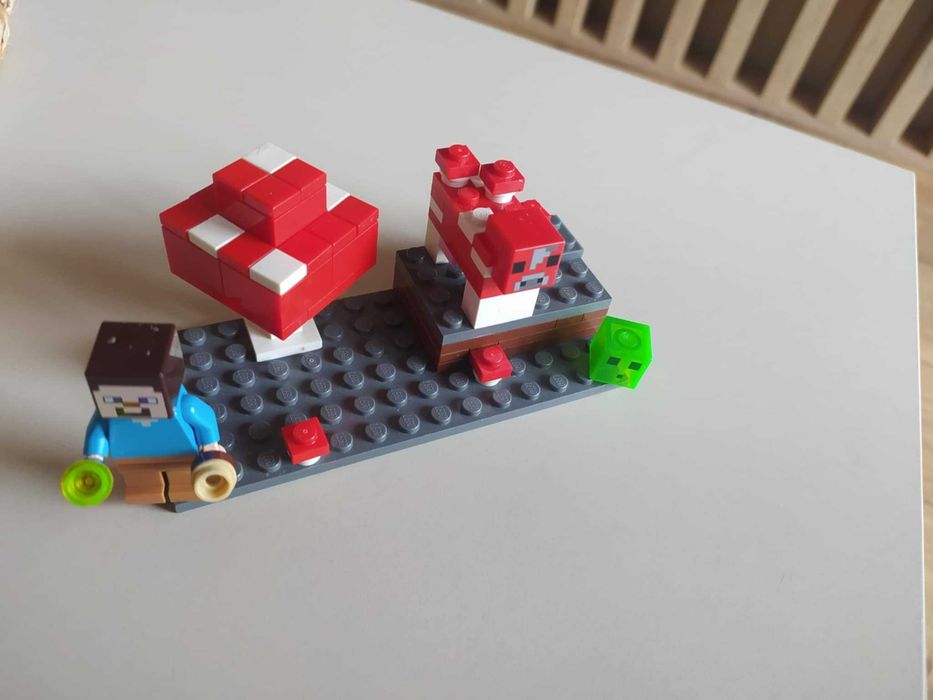 Lego Minecraft - zestaw krowy Grzybowej ze Stivem