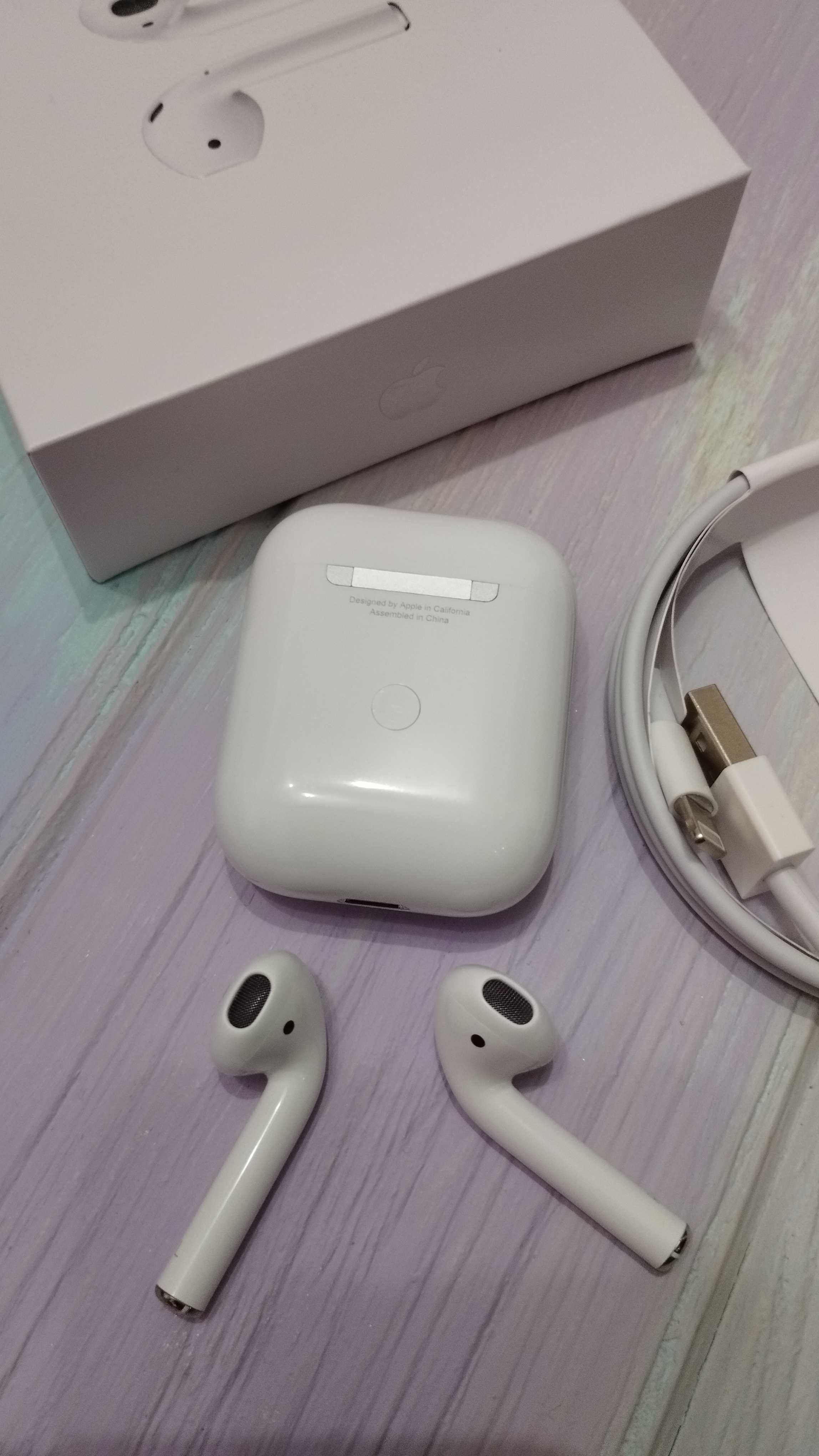 Навушники AirPods бездротові