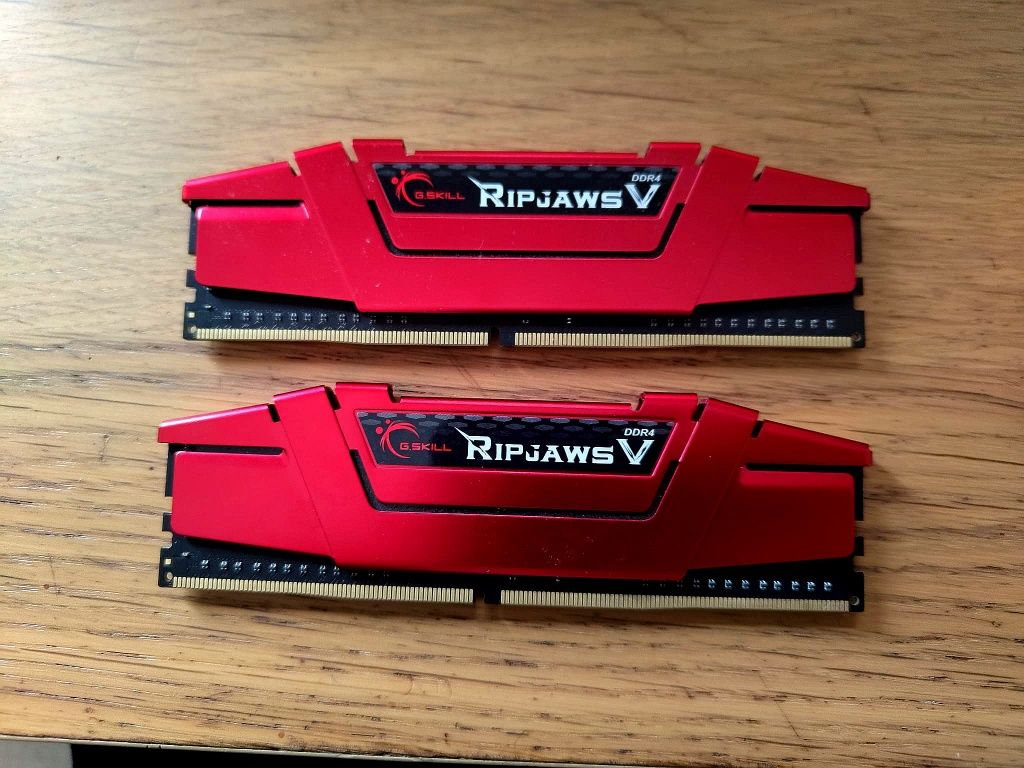 Memória RAM ripjawsV DDR4-2666