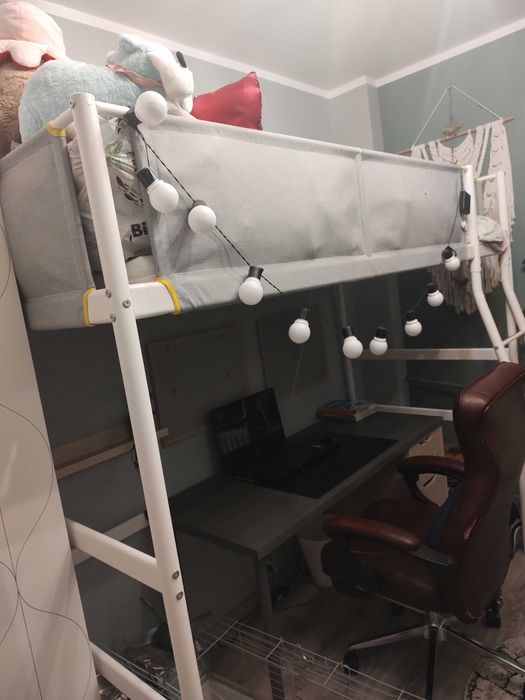 Łóżko piętrowe Ikea białe wygodne