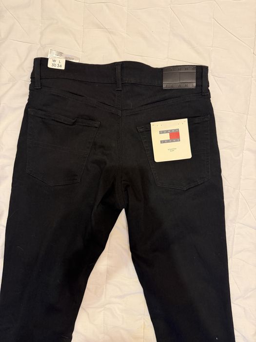 Tommy Hilfiger spodnie Jeansowe W30 L34