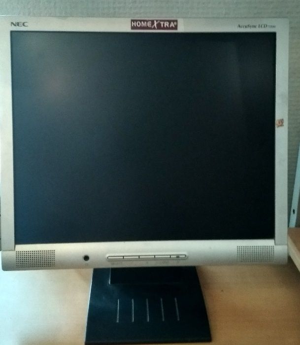 Монитор компьютерный NEC,17дюймов,японский идеальное состояние
