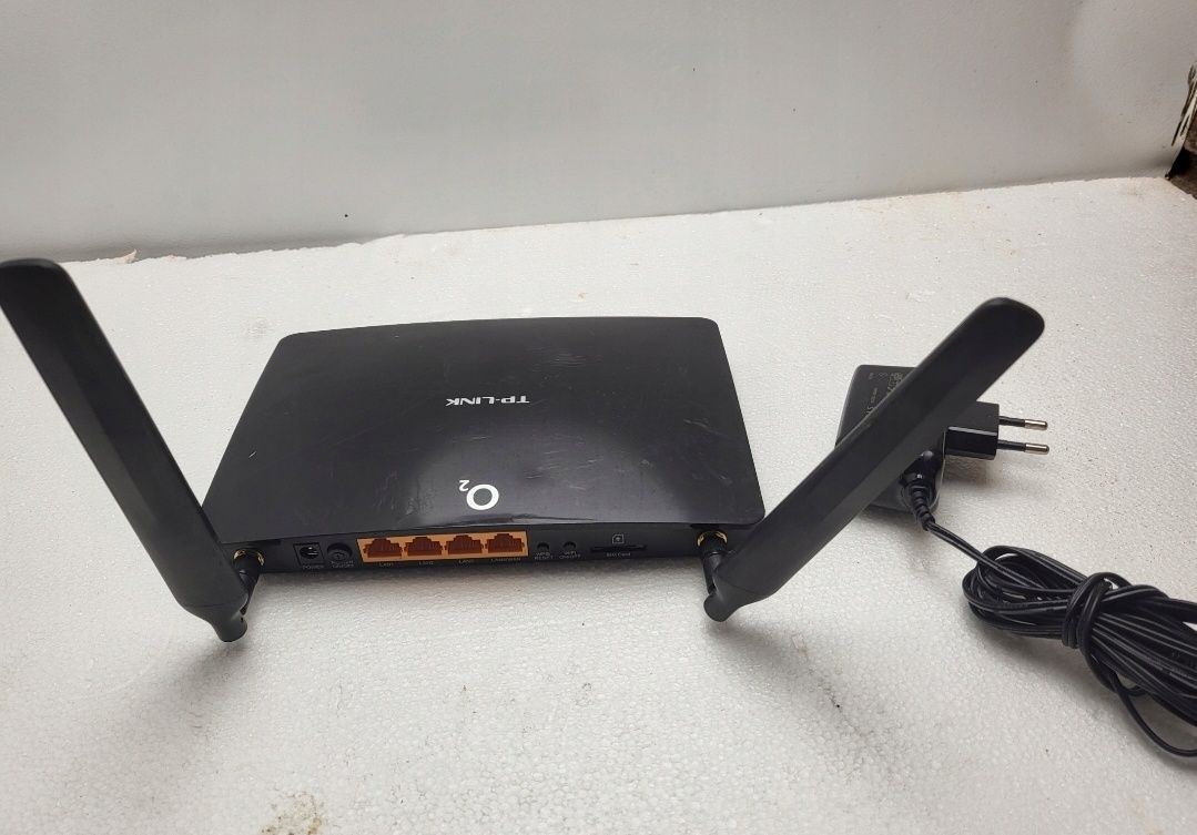 Router dwupasmowy TP-Link Archer MR200 4G LTE na kartę sim

Przedmiote
