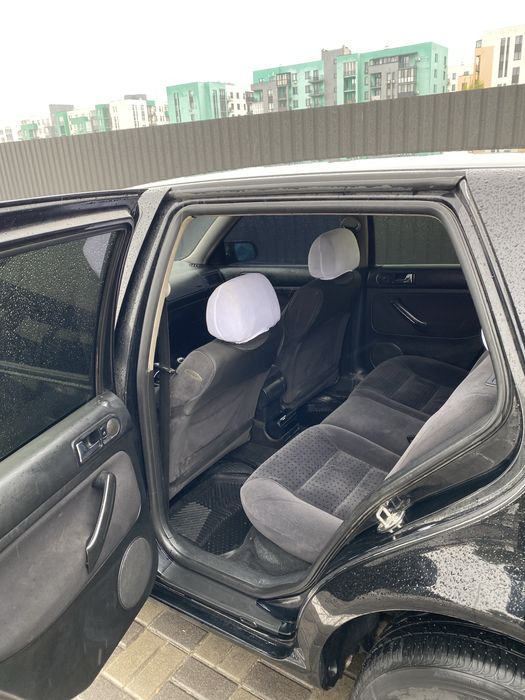 Golf 4 1999 року випуску