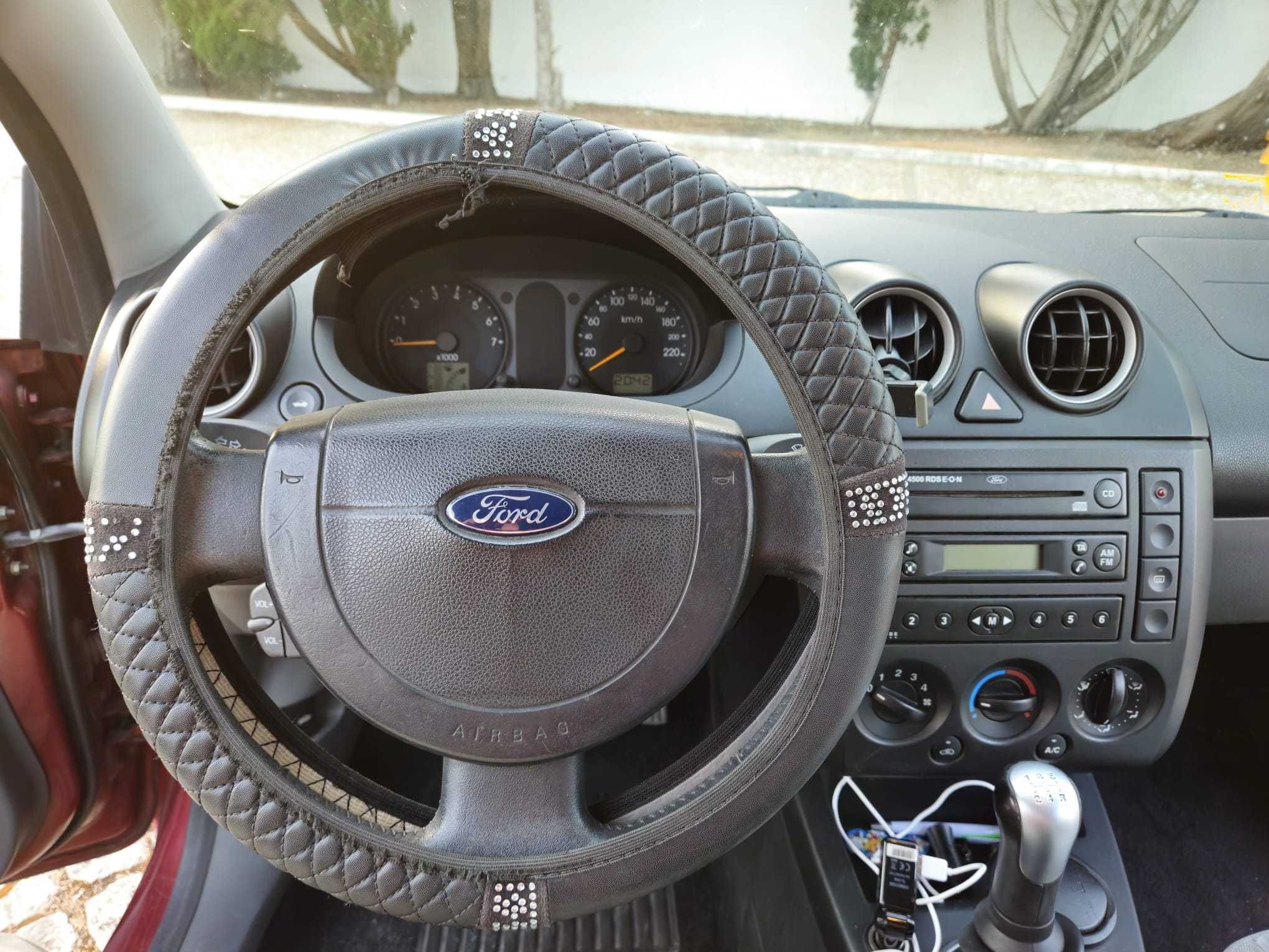 Ford Fiesta 1.25 Ghia 75CV