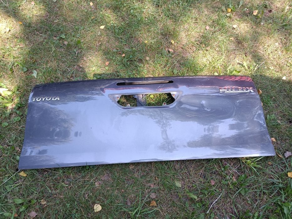 Toyota hilux klapa tył zamknięcie burty burta