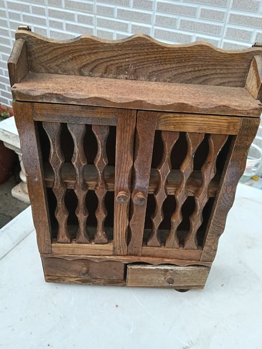 Louçeiro pequeno de decoração