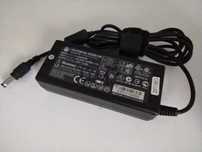 zasilacz ładowarka do laptopa TOSHIBA LI SHIN 20V 3.25A 65W 0335A2065