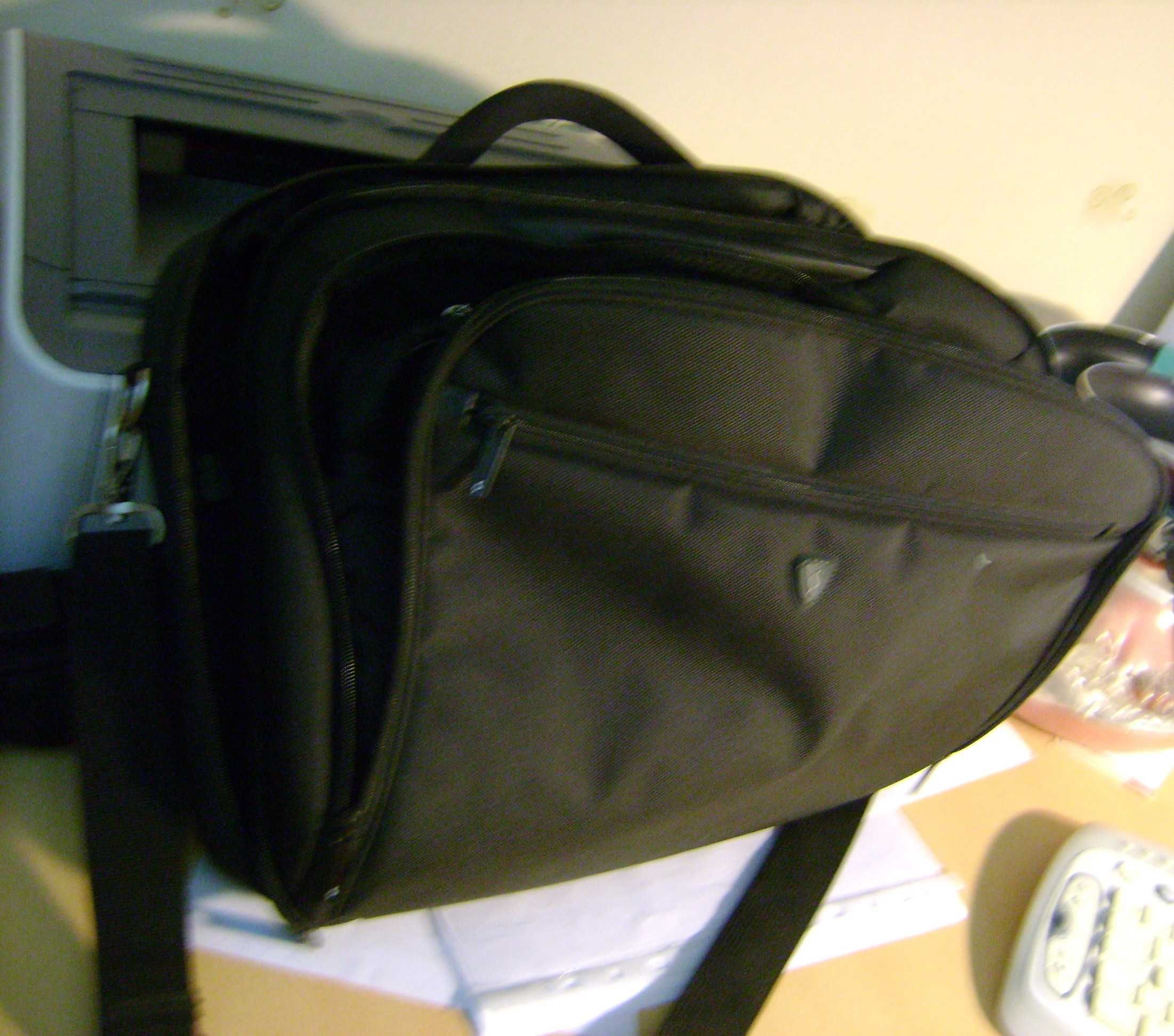 сумка мужская для компьютера документов практичный подарок