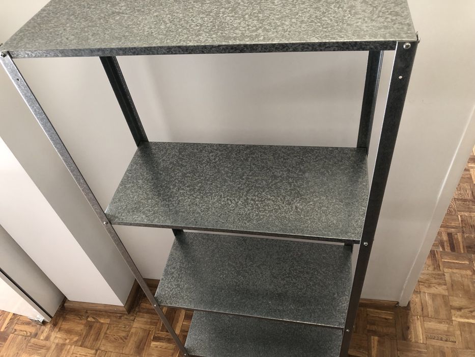 Regał metalowy Ikea Hillis