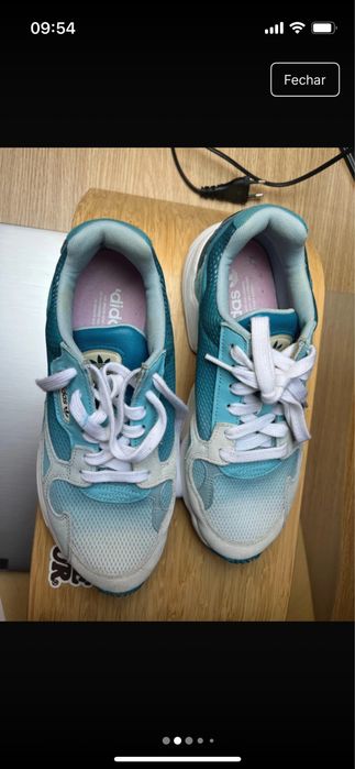 Adidas Falcon degradê azul