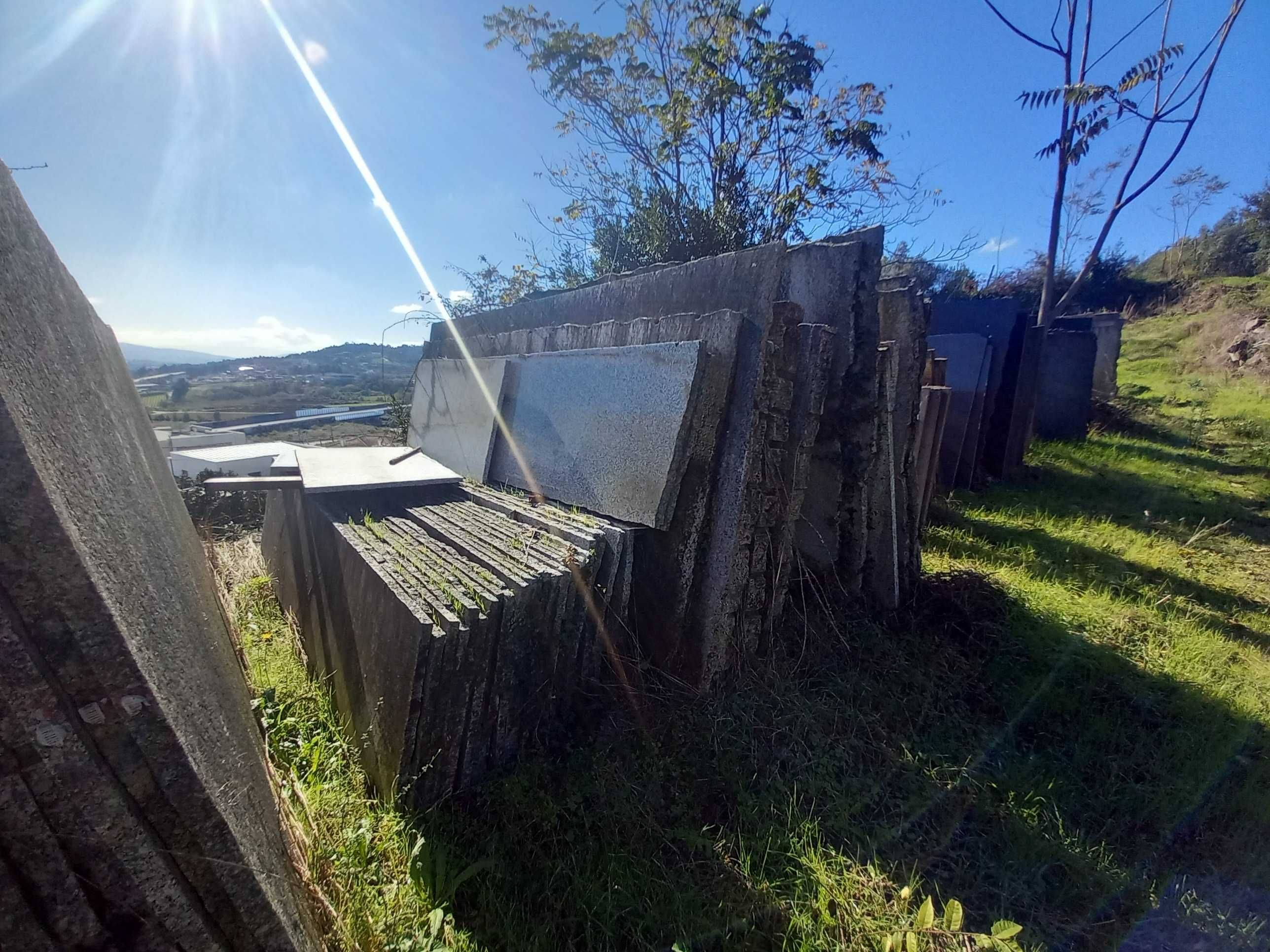 VENDE-SE Pedra serrada com e sem acabamento