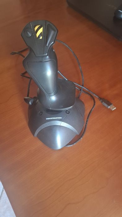 Joystick avião thrustmaster usb