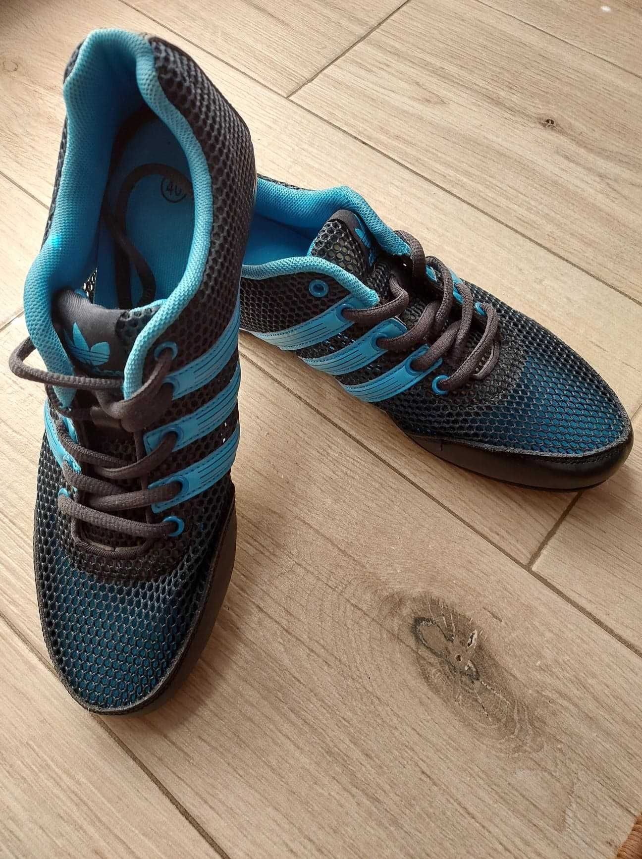 Buty Adidas  rozmiar 40 2/3