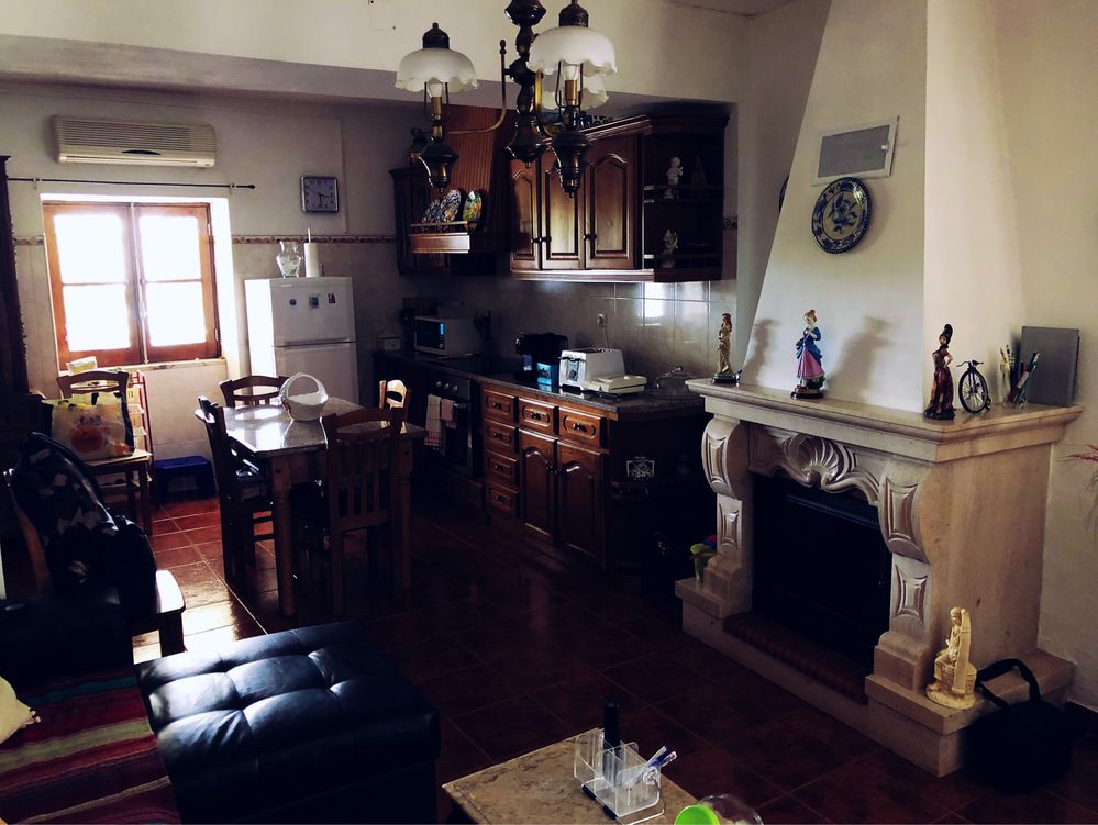 Quinta com 2 Vivendas, 1hectare de terreno, poço+furo de agua etc..