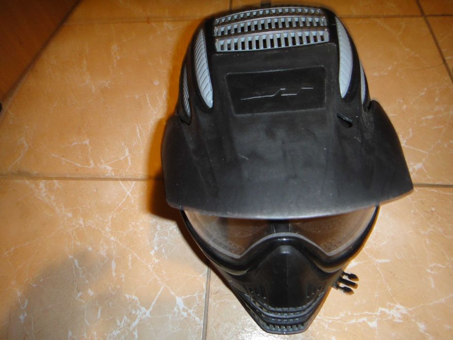 Kask paintballowy JT z zespolonymi okularami