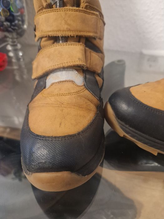 Демисезонні шкіряні черевикиLasocki 23,5 см устілка
