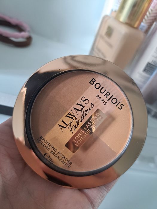 Bronzer puder bronzujacy Bourjois
