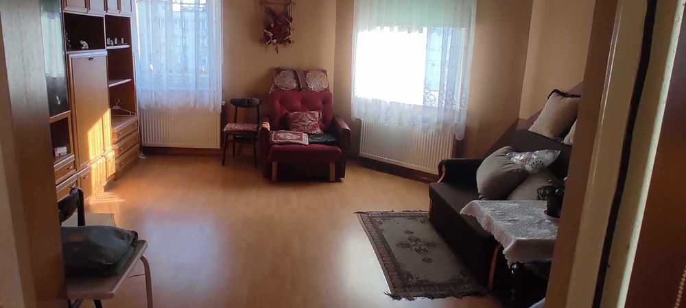 Mieszkanie w starej kamienicy - Plac Wolności