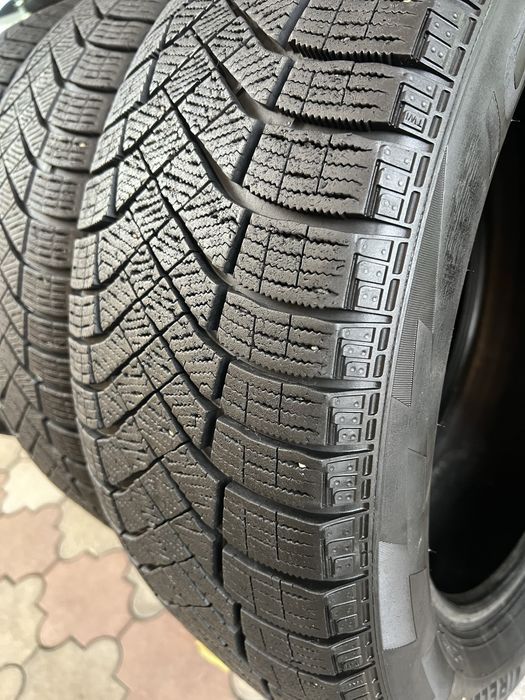pirelli ice zero fr 235 55 r19