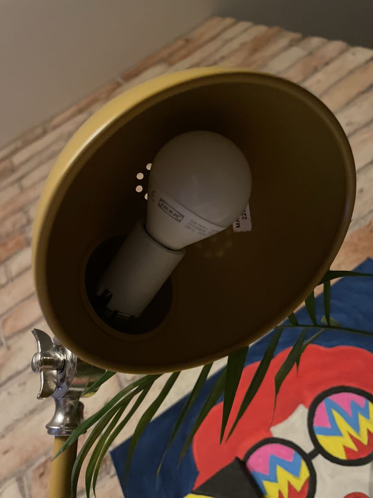 Wyjątkowa lampa szafkowa, biurkowa. Wysoka 40 cm