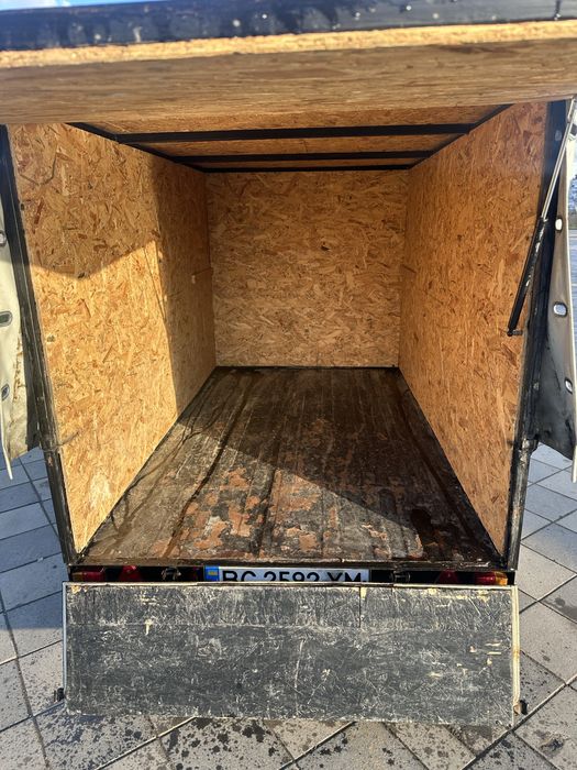 Причіп одноосний легковий