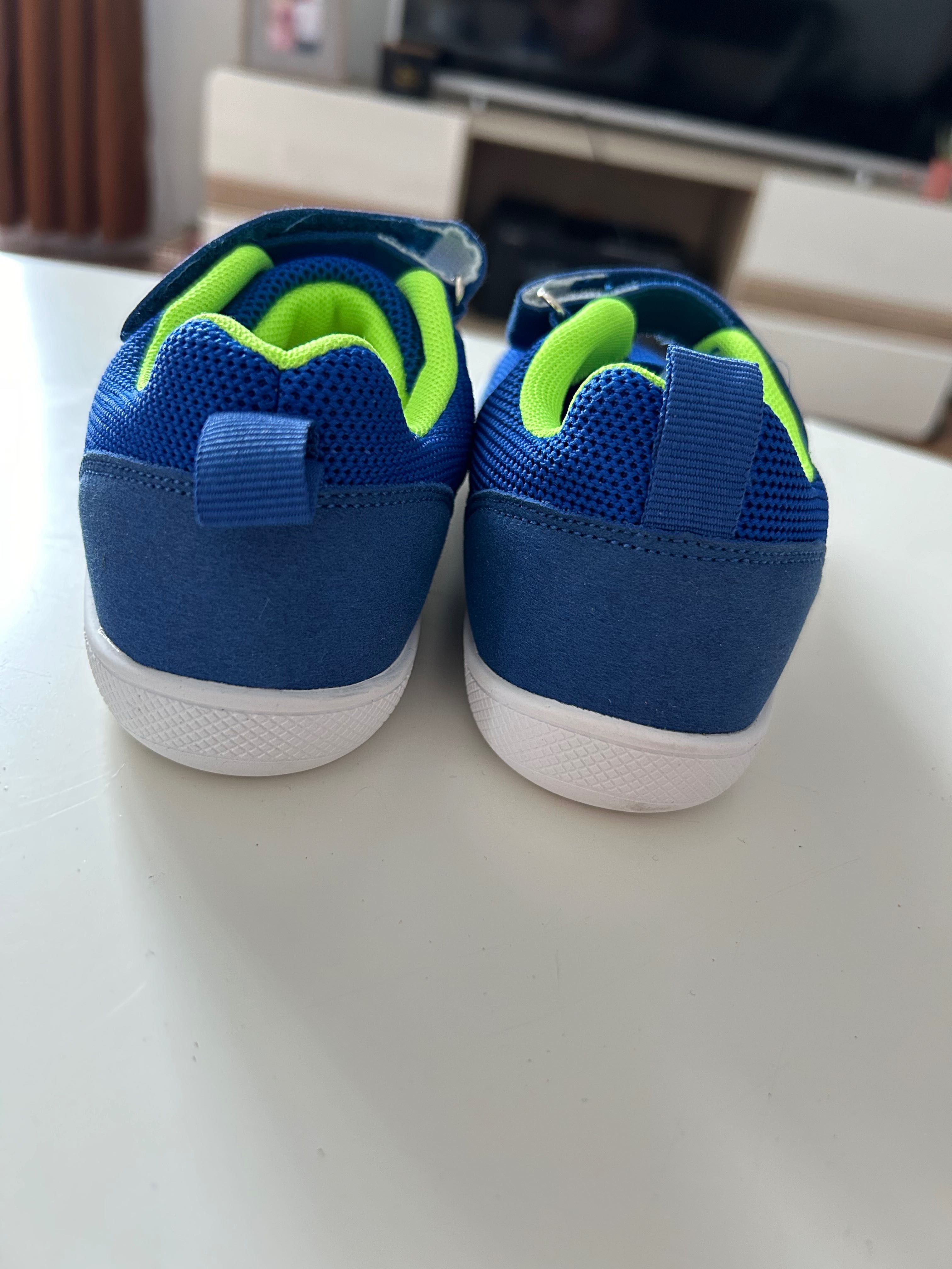 Buty dziecięce 31,5 Nowe