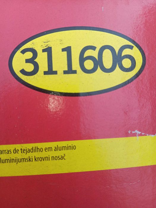 Suporte para tejadilho de carros