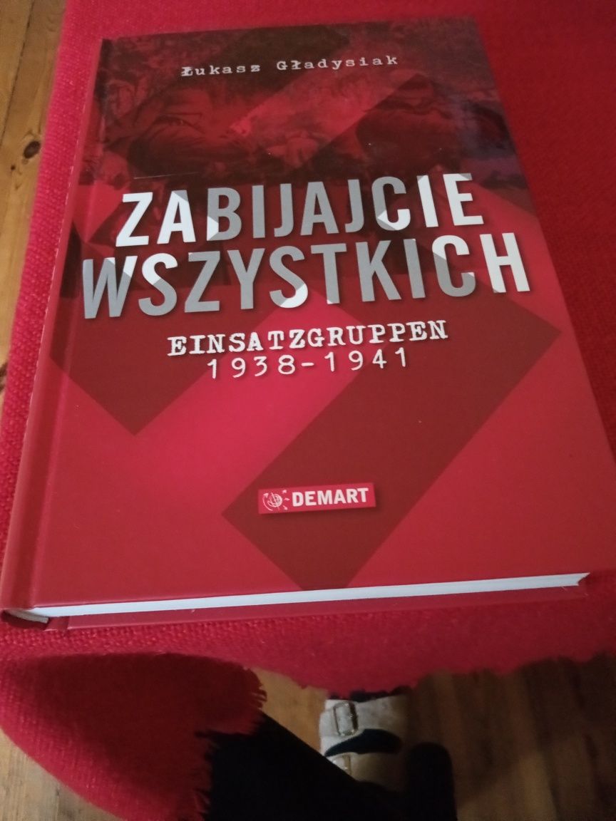 Zabijcie wszystkich. Ł. Gładysiak.