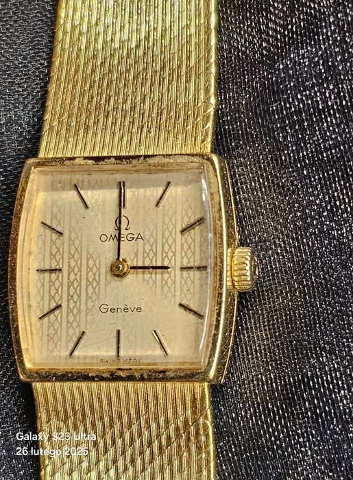 Złoty zegarek Omega