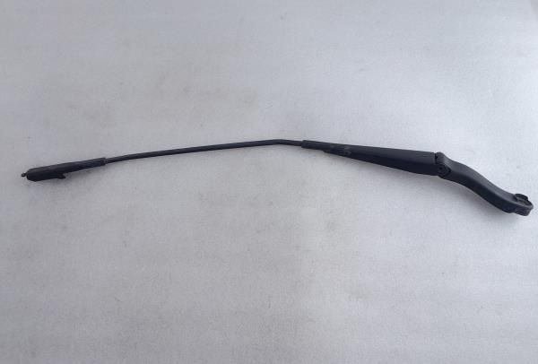 Haste / braço de escova limpa vidros frente direita MERCEDES-BENZ Clas