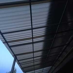 Купити Поликарбонат у Львів.Монолітний ,сотовий Софіти