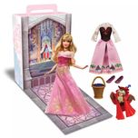 Аврора Спляча красуня лялька з додатковим вбранням Aurora Disney Doll