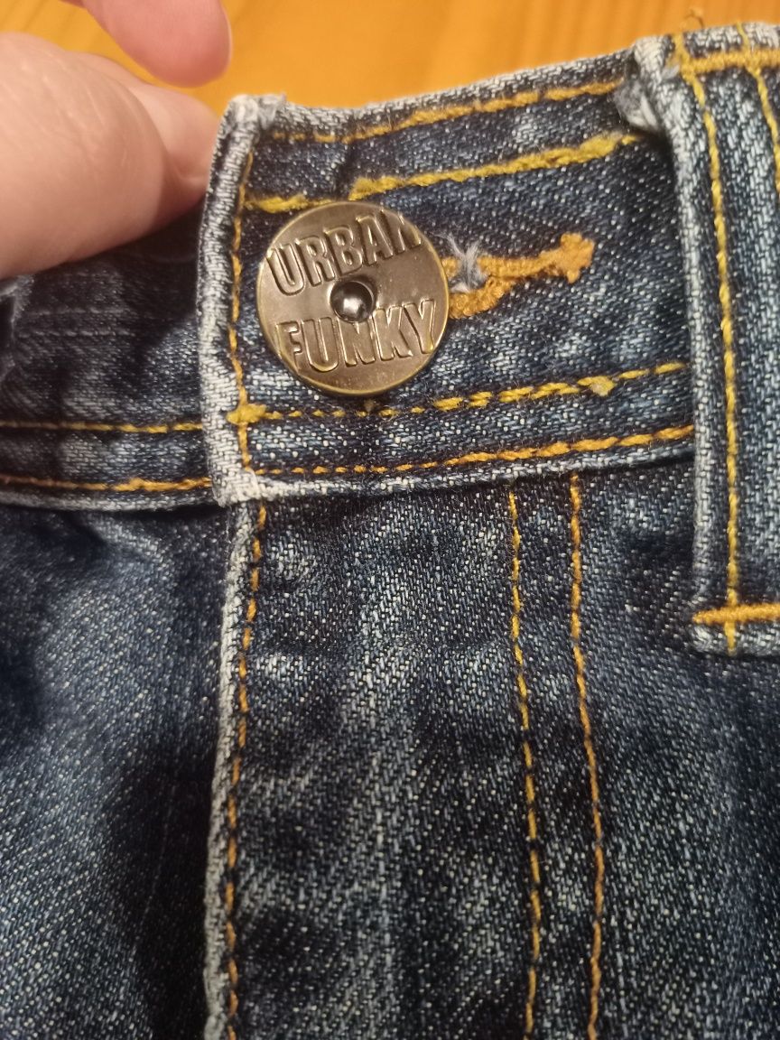 128 5.10.15 spodnie chłopięce dżinsy jeansy