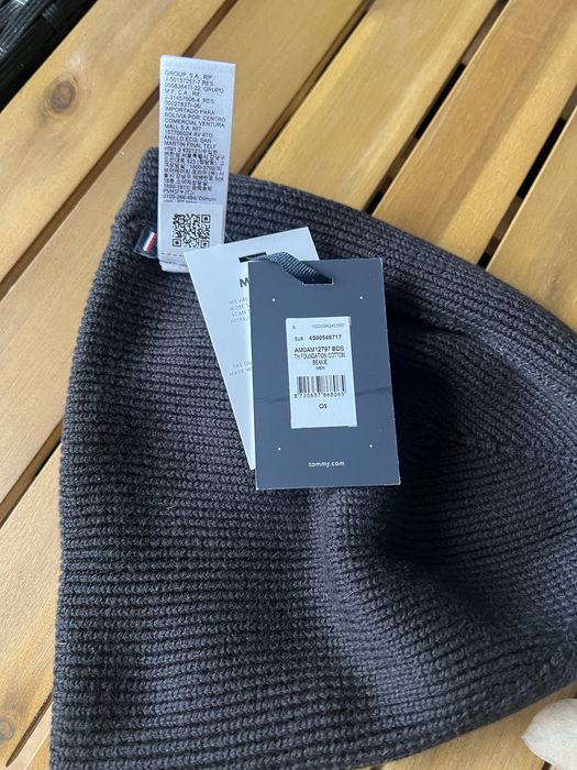 Чоловіча чорна шапка Tommy Hilfiger 100% Original