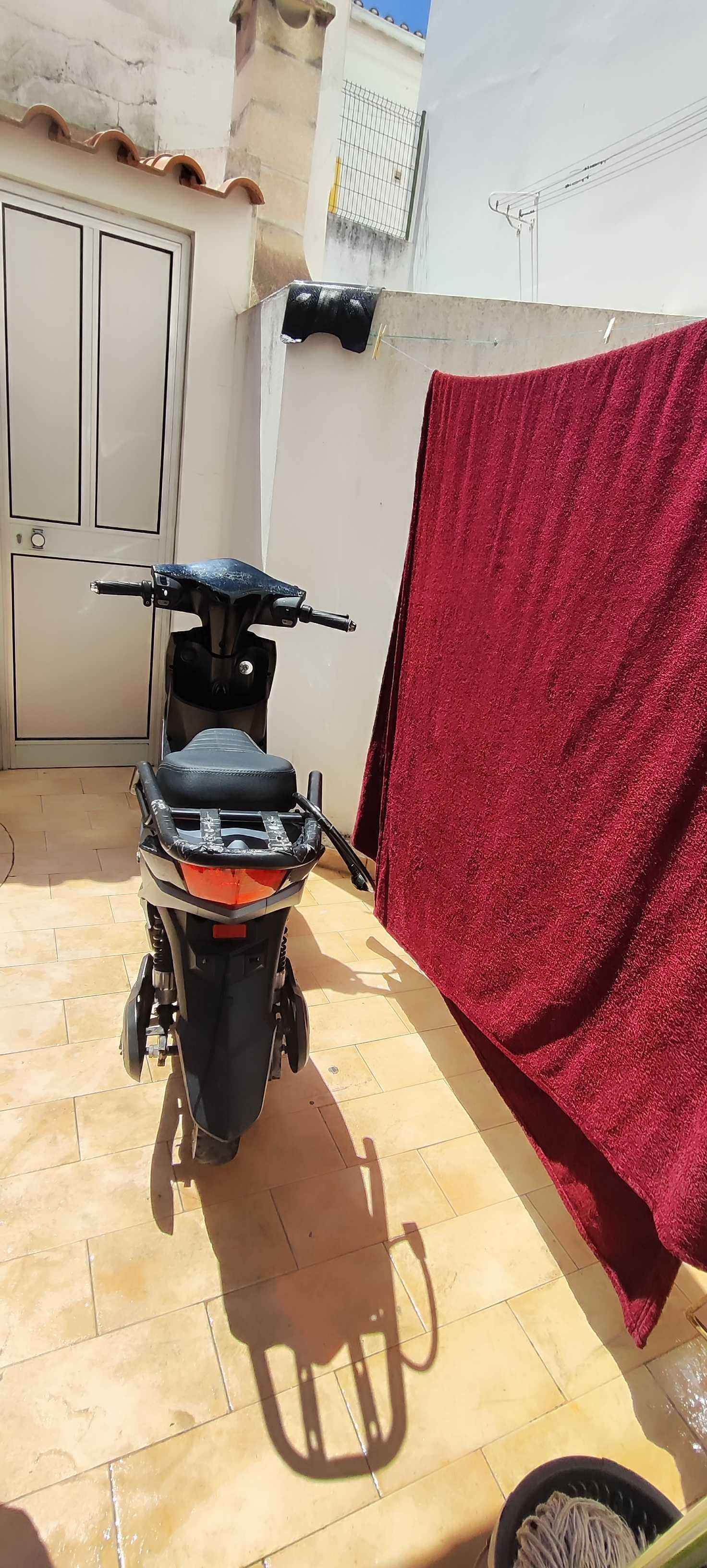 Moto Elétrica Semi nova