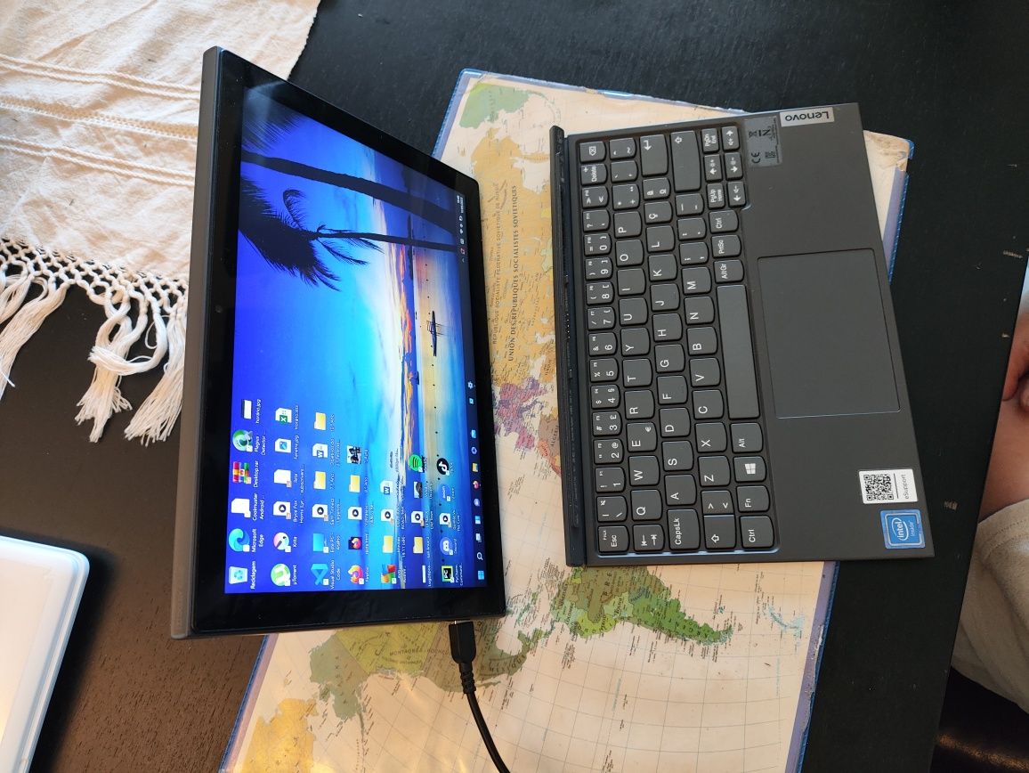 Lenovo ideapad Duet 3 como novo teclado destacável Windows 11
