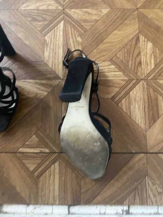 Туфлі 37 замшеві